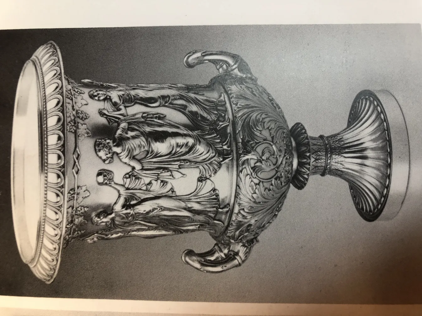 два старинных ведерка для шампанского с орнаментом WMF