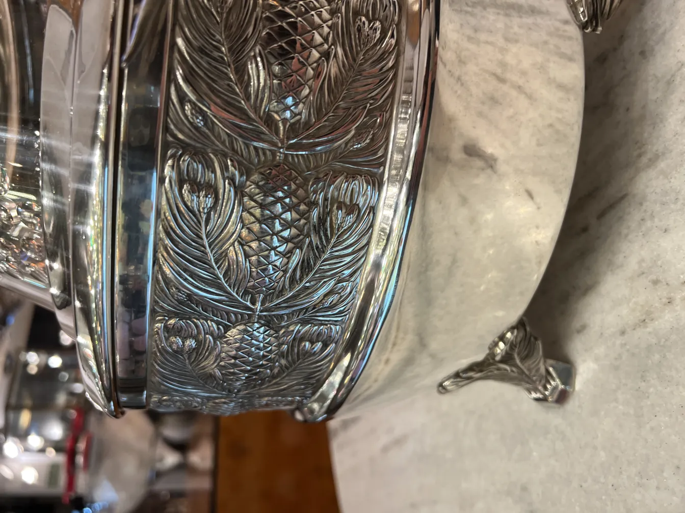 Antica ciotola da punch WMF con dettagli decorativi di ananas