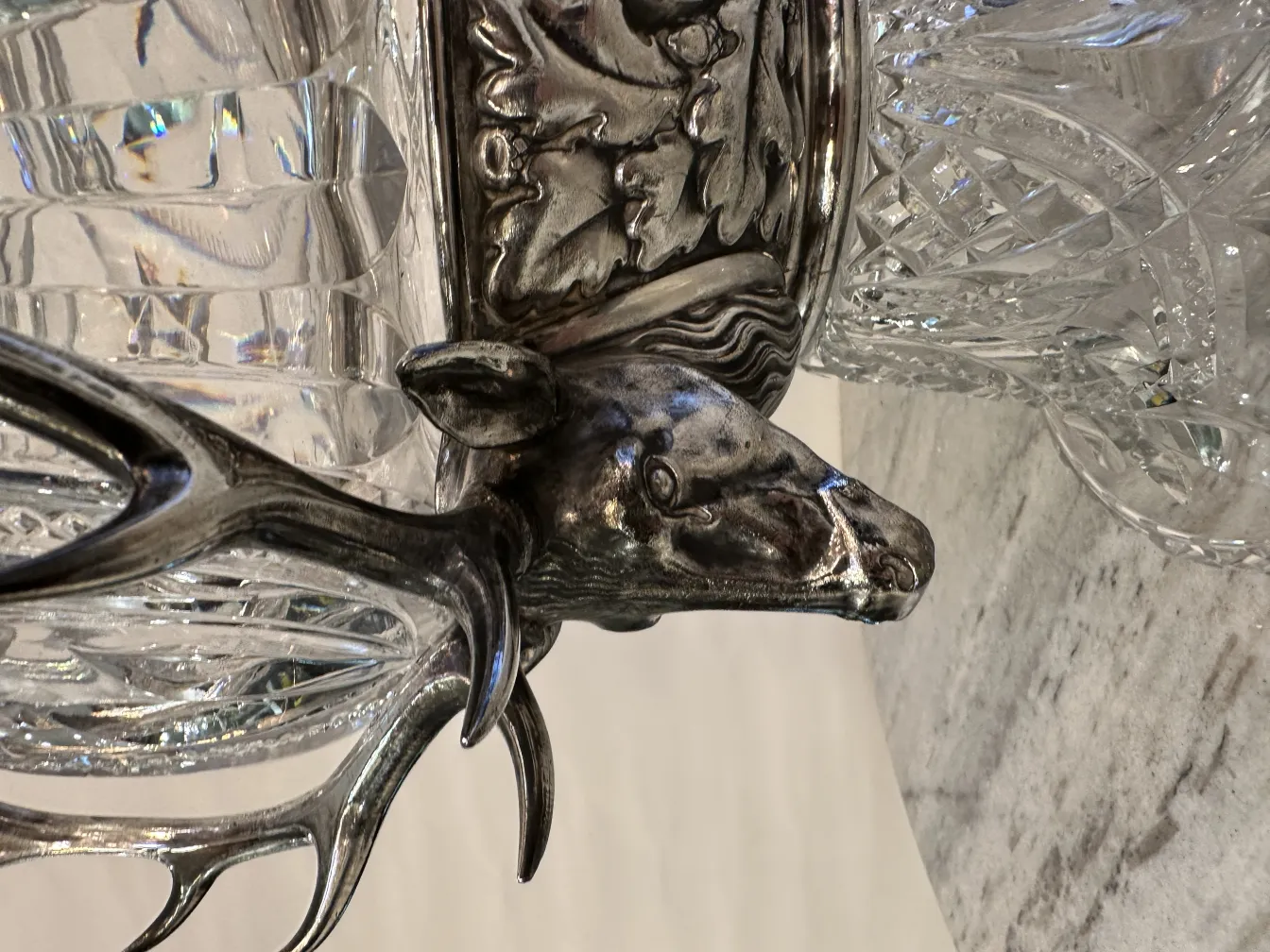 Bowle WMF mit dekorativem Hirschkopf, antik aus Kristall