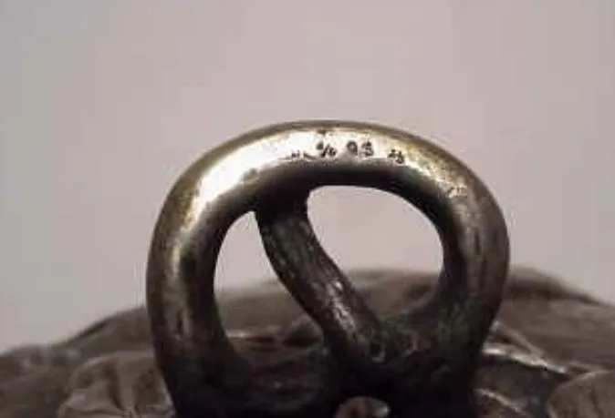 古董潘趣酒碗wmF的装饰性手柄细节