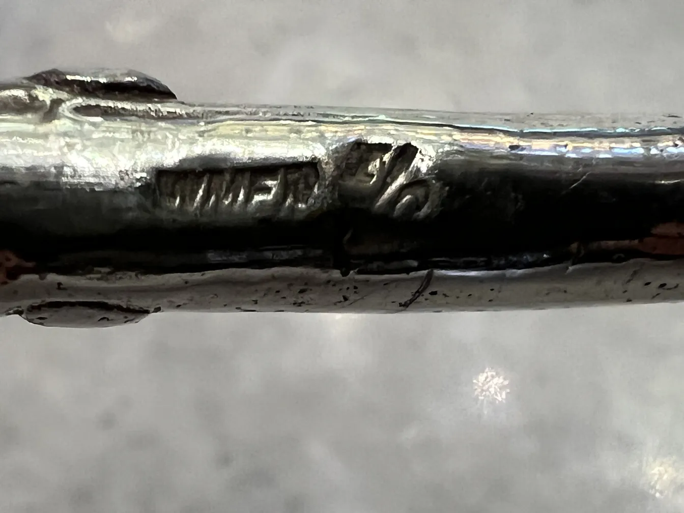 古董潘趣酒碗wmf光滑的桌面