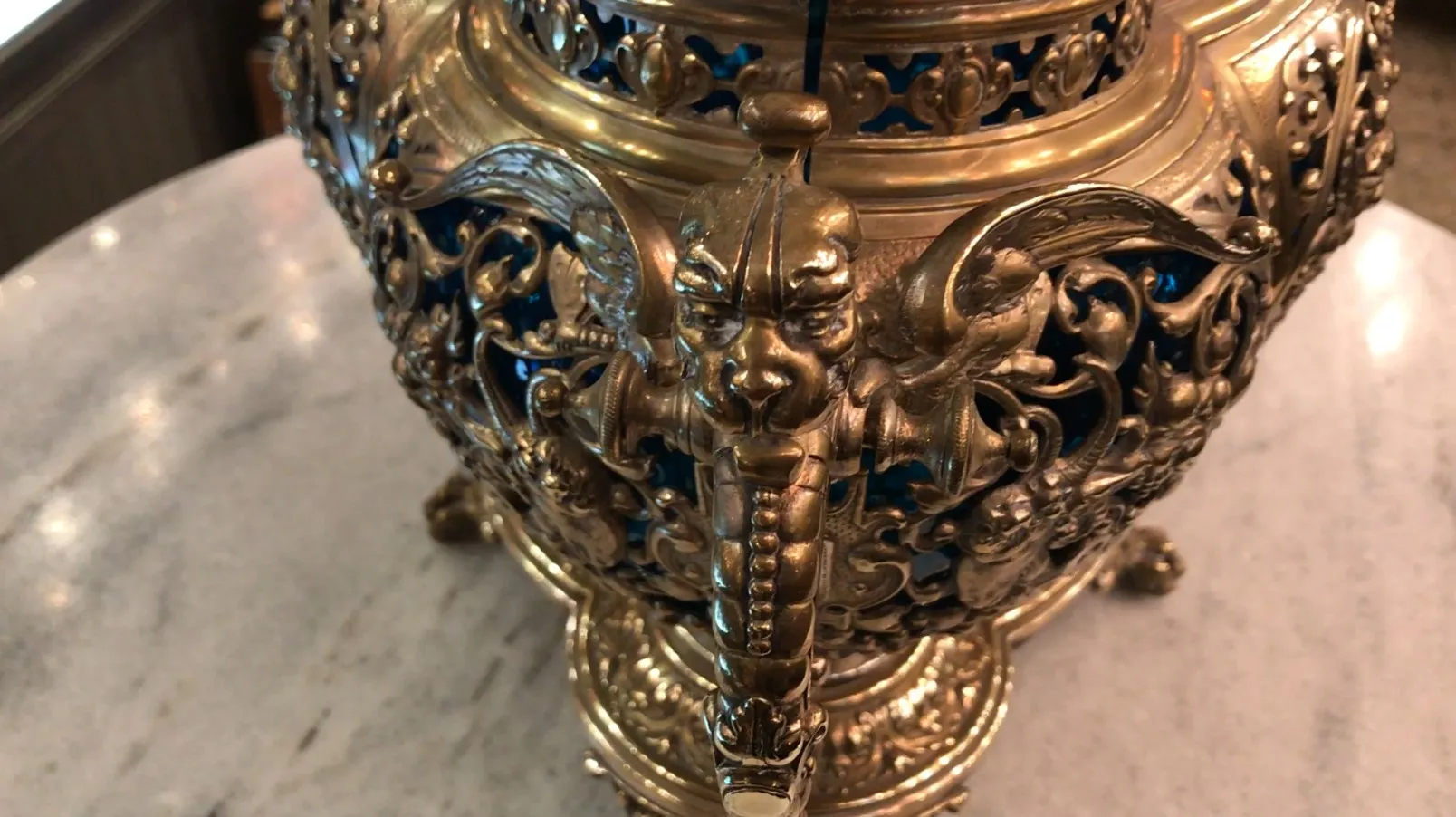 antica ciotola da punch wmf con dettagli dorati e blu ornamentali