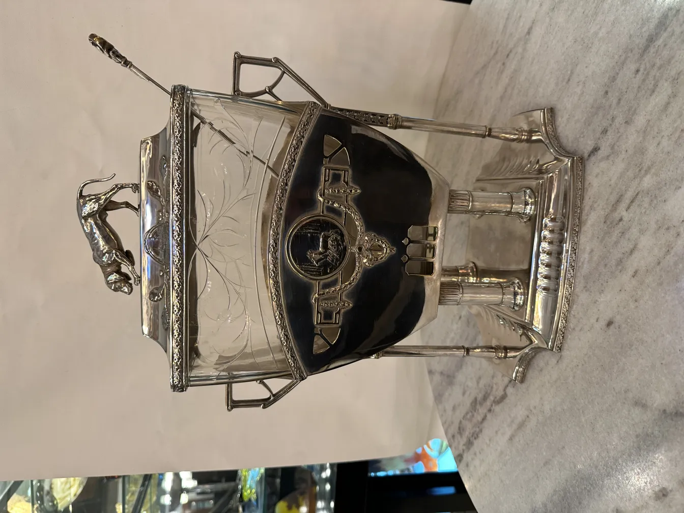 Antica Ciotola da punch WMF con design elegante e decorazioni.