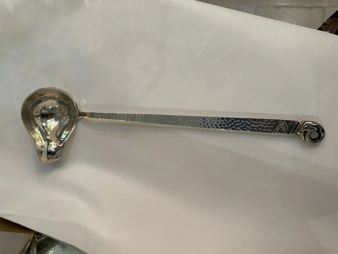 ancienne bol à punch WMF élégante, parfaite pour les fêtes, éclat métallique