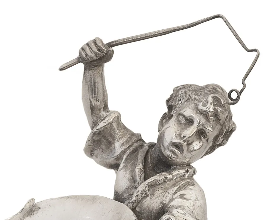 bandeja de cartas antiga WMF com figura de criança