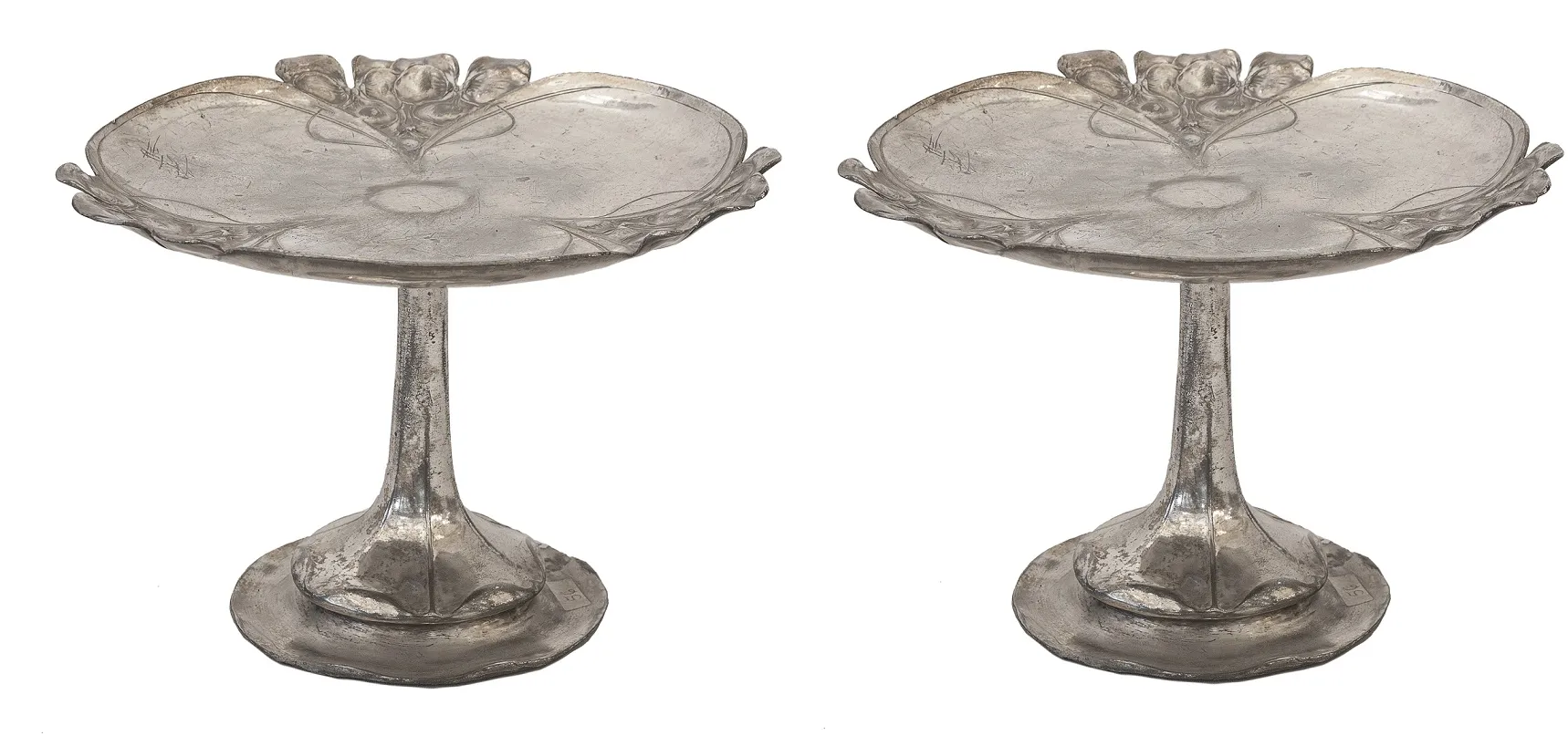 plateaux de carte ancien WMF avec base décorative, style élégant