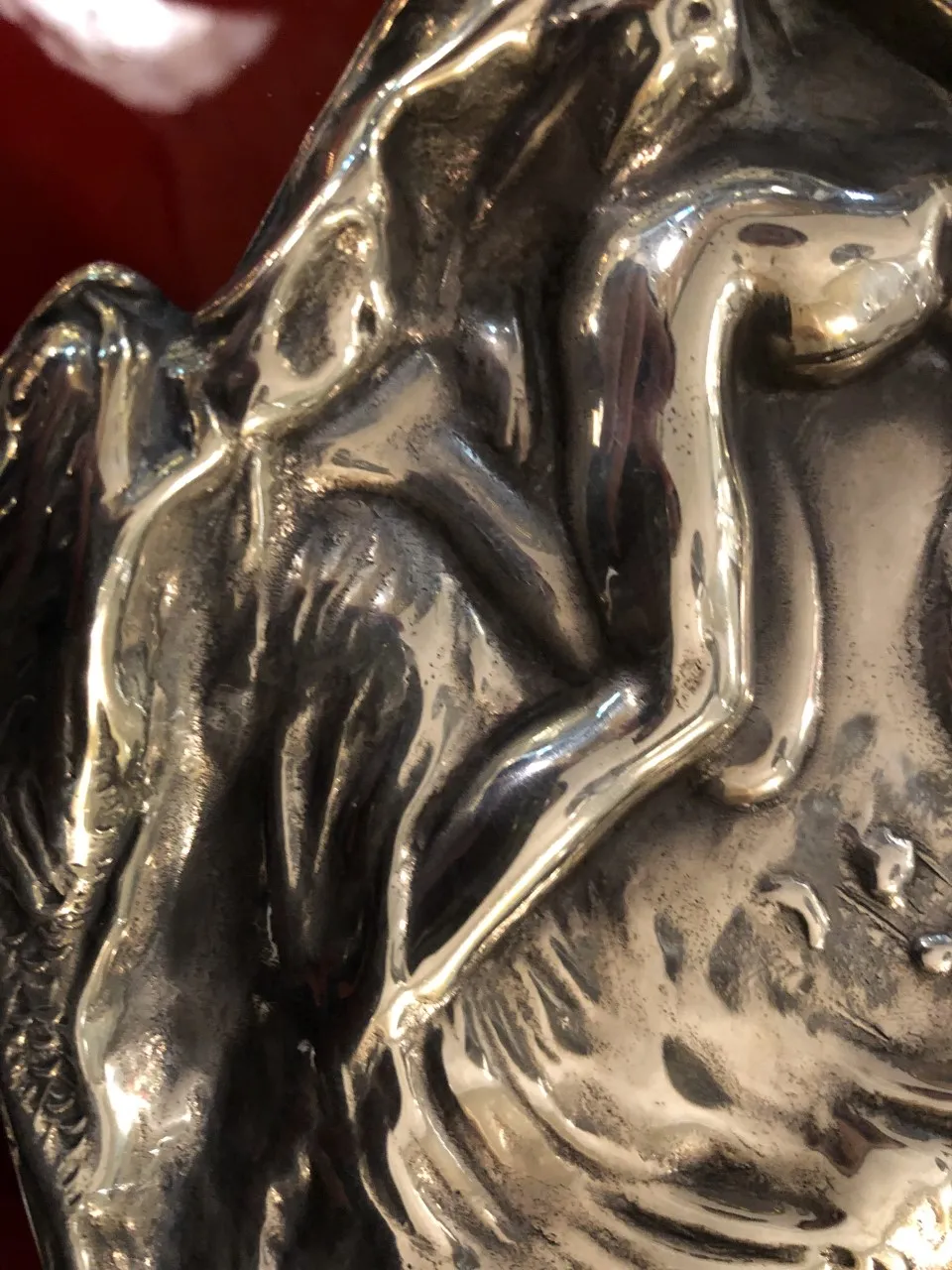 Plateaux de carte anciens WMF avec détails élégants.