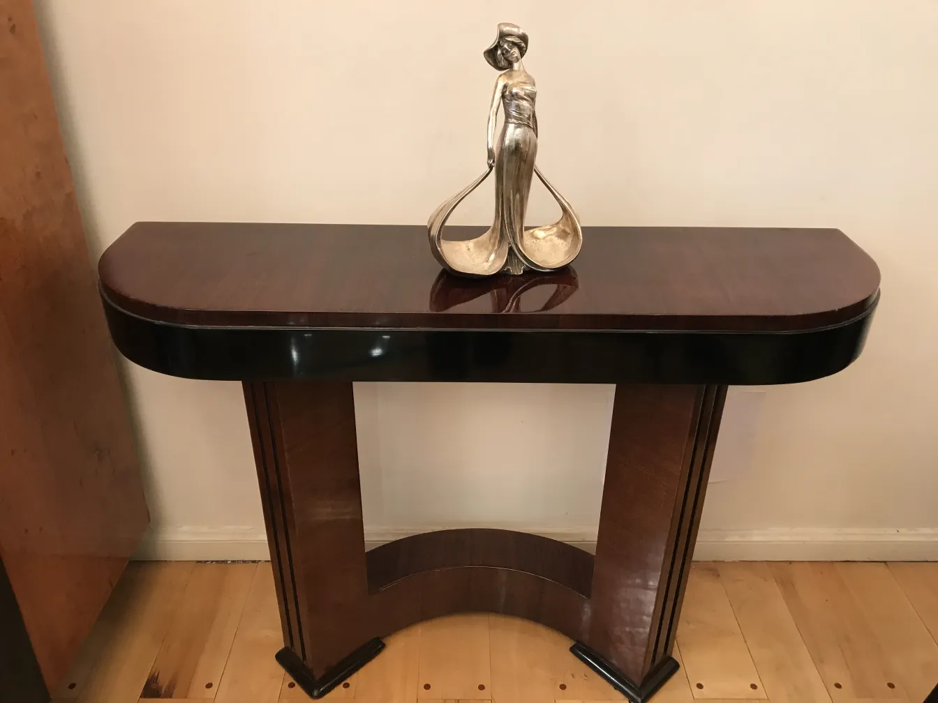 plateaux de carte ancien L. Allion avec une figure décorative en haut