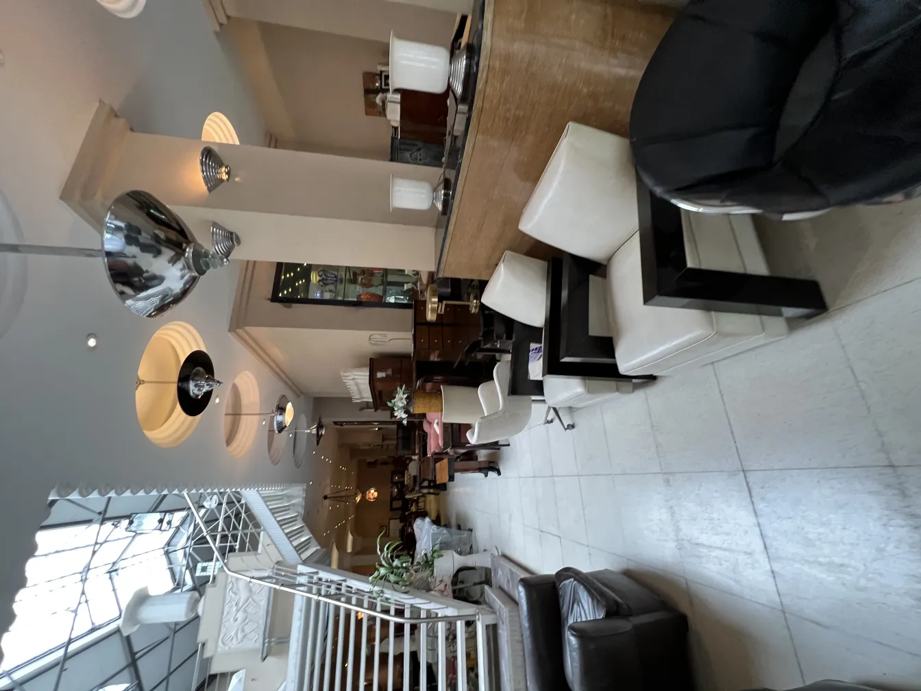 Setting with 2 antique armchairs and decorative details