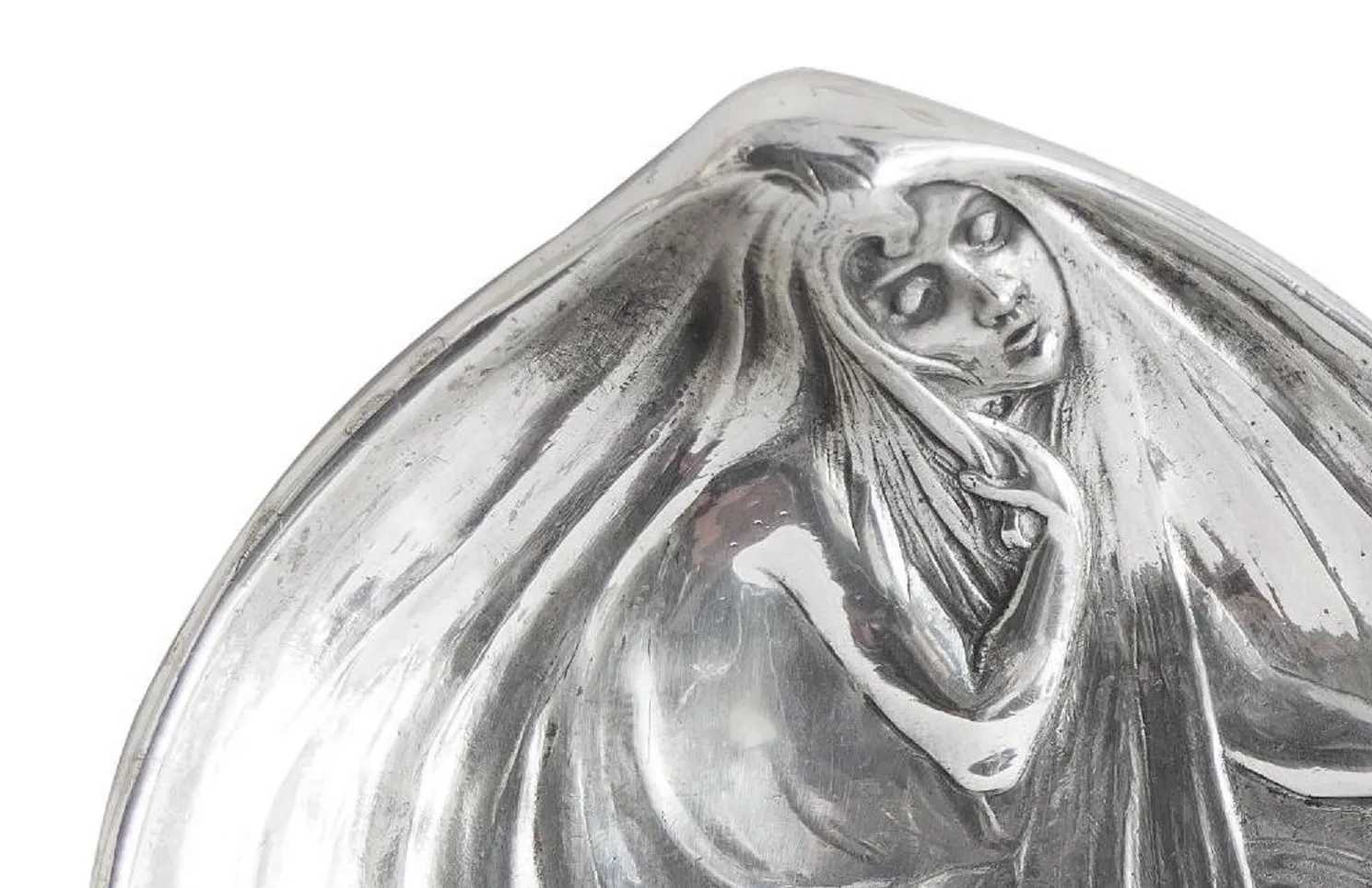 WMF古董卡片托盘，带有精美的浮雕设计。