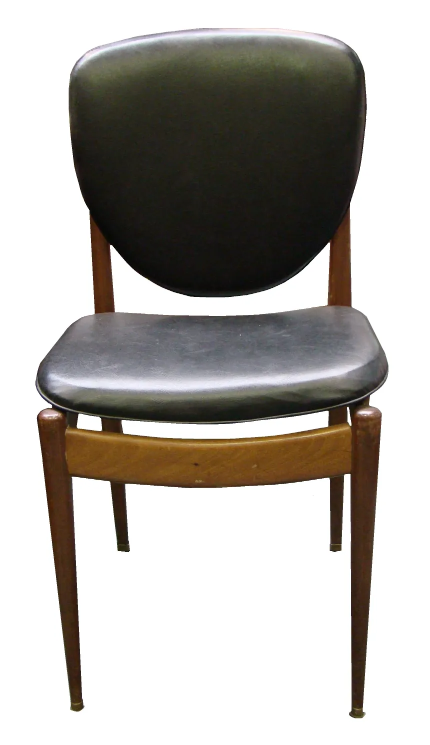 Otto eleganti sedie antiche con design classico.