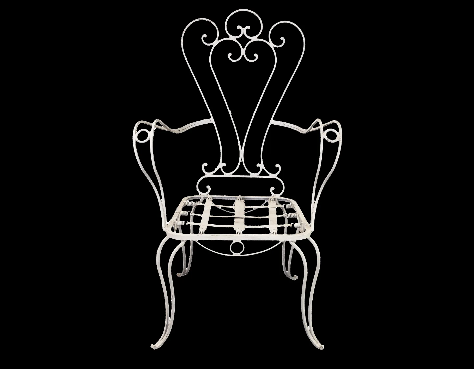 古董花园扶手椅，优雅设计和装饰性曲线，适合户外使用。