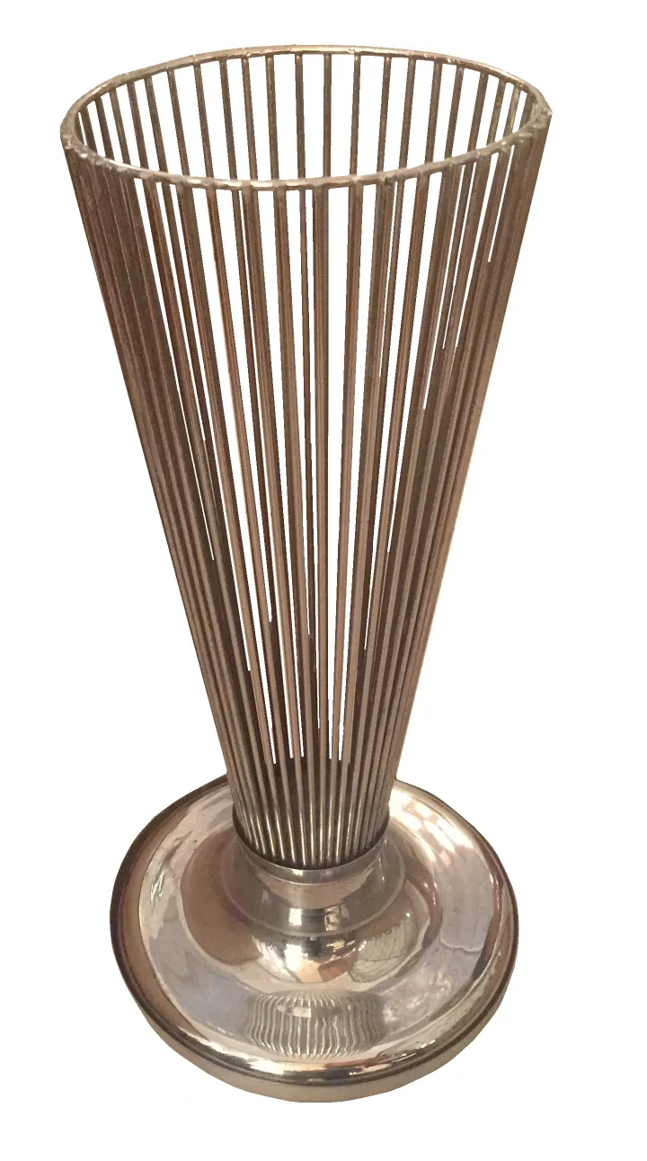 porte-parapluie ancien avec un design vertical et une large base pour la décoration intérieure