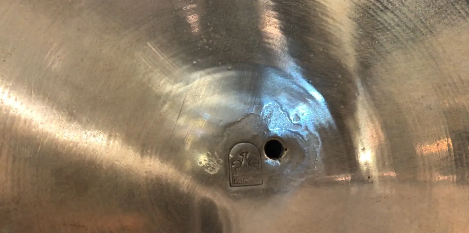 Antiker Schirmständer kayser, elegant und detailliert, perfekt zur Dekoration