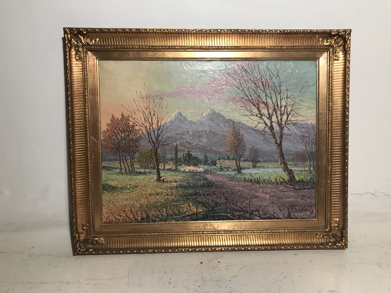 古董风景画，背景有山和树木