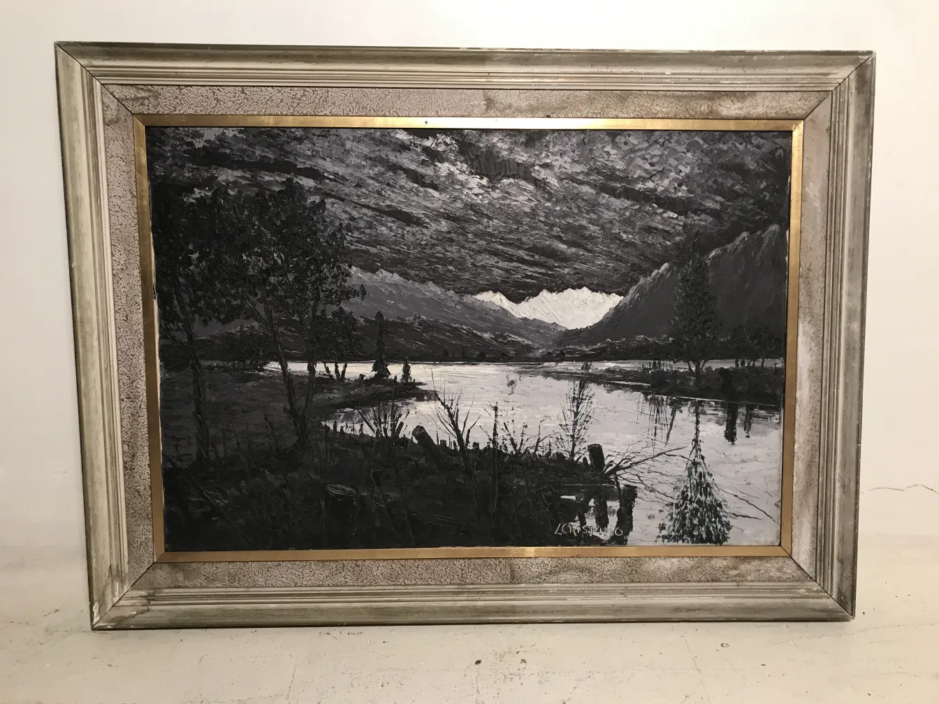 crispino 绘画以湖泊和山脉的深色调呈现