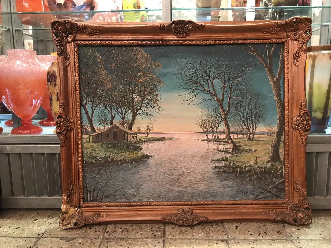 Pintura antiga Crispino com paisagens e árvores ao fundo.
