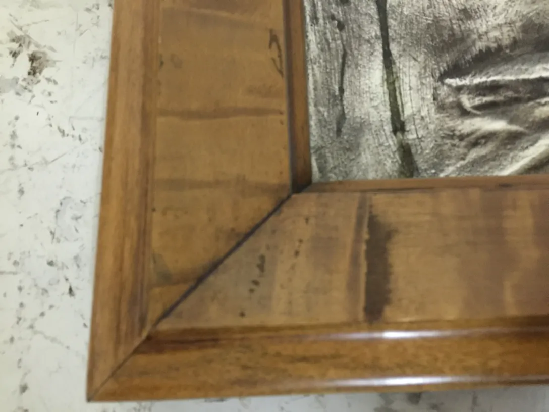 Placca a muro antica decorativa con cornice dettagliata