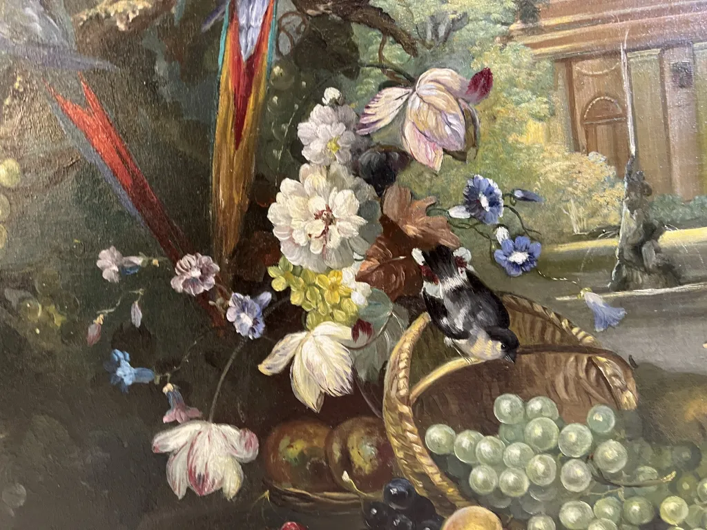 pintura antigua de flores y frutas en un cesto