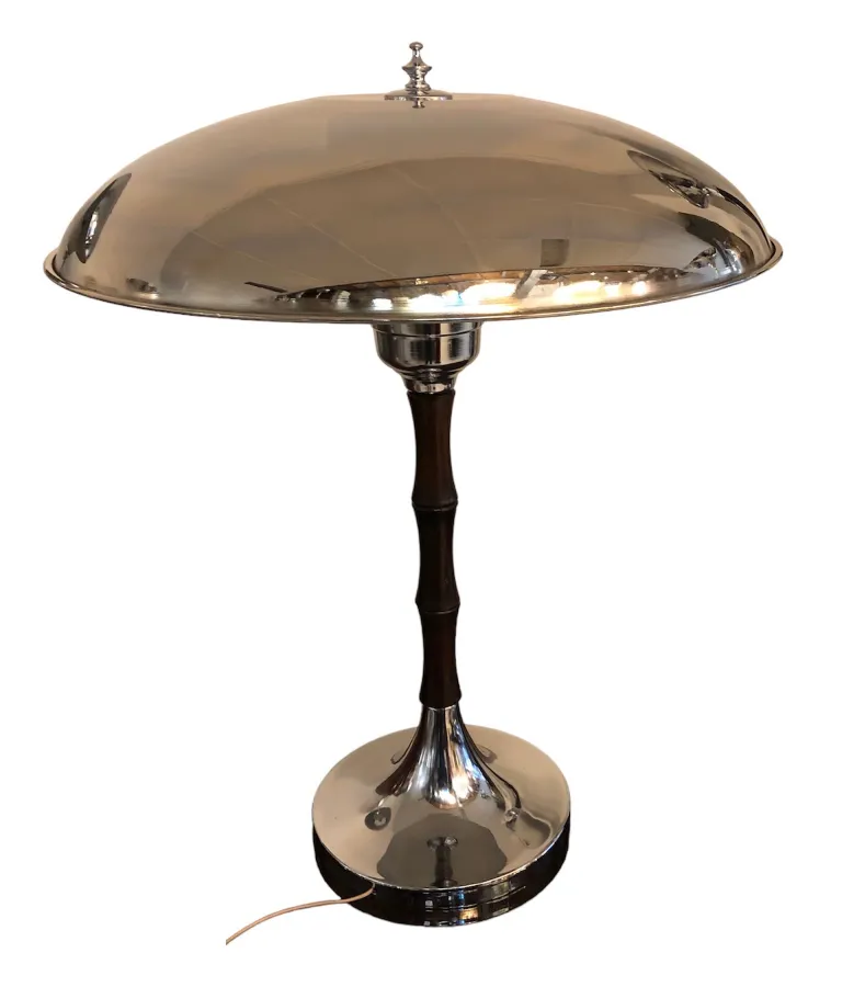 dos lámparas de mesa antiguas con base reflejante, decorativas