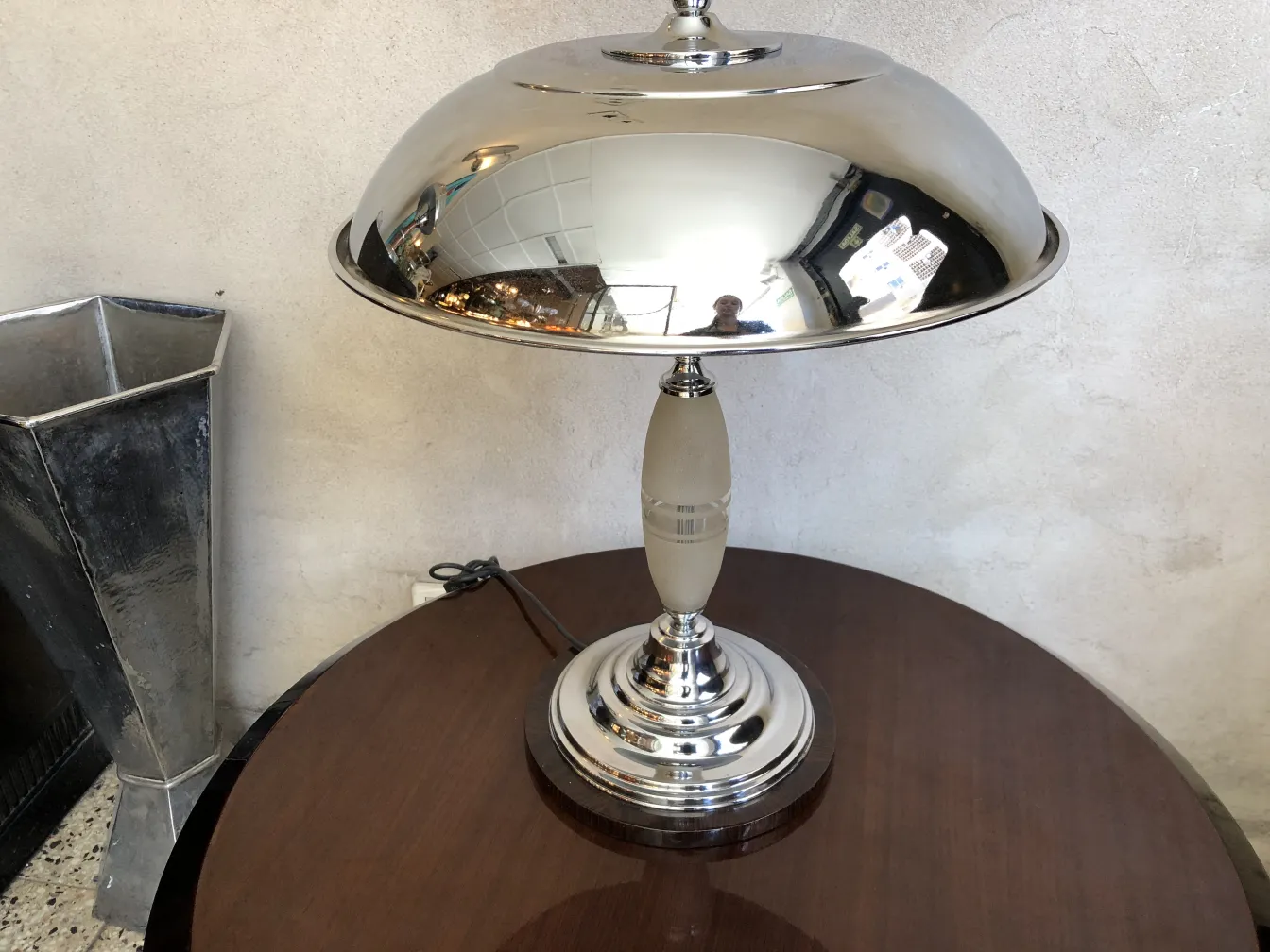 Conjunto de 2 lámparas de mesa antiguas con base brillante