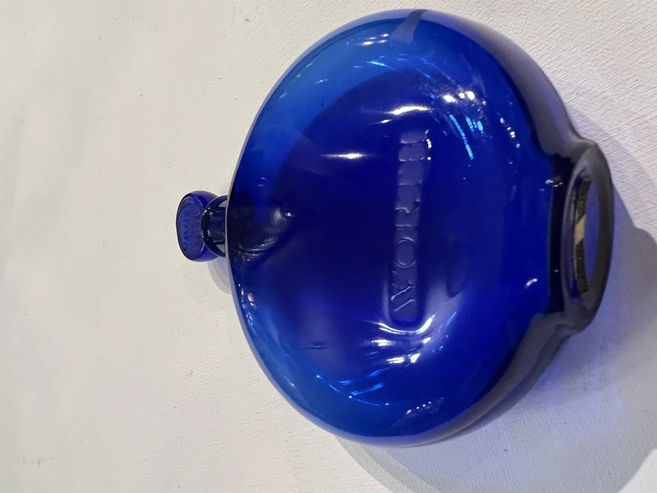 古董香水瓶，蓝色，圆形，附带瓶盖