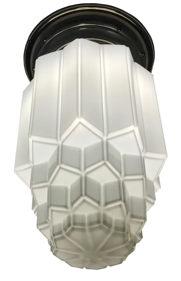 पुरातन छत की रोशनी अनोखे डिज़ाइन के साथ