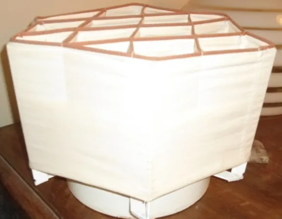 Antigas luzes de teto hexagonais com design simples