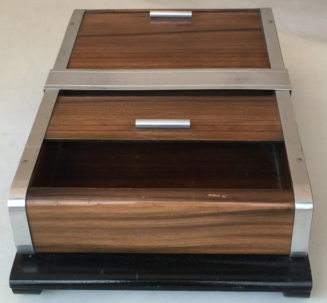 고대-상자-우아한-갈색-구역이-있음