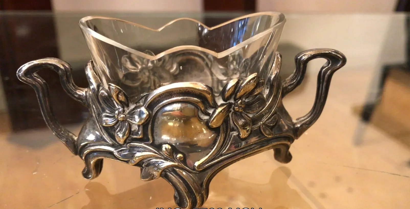 salière et poivrière ancienne WMF avec décor floral