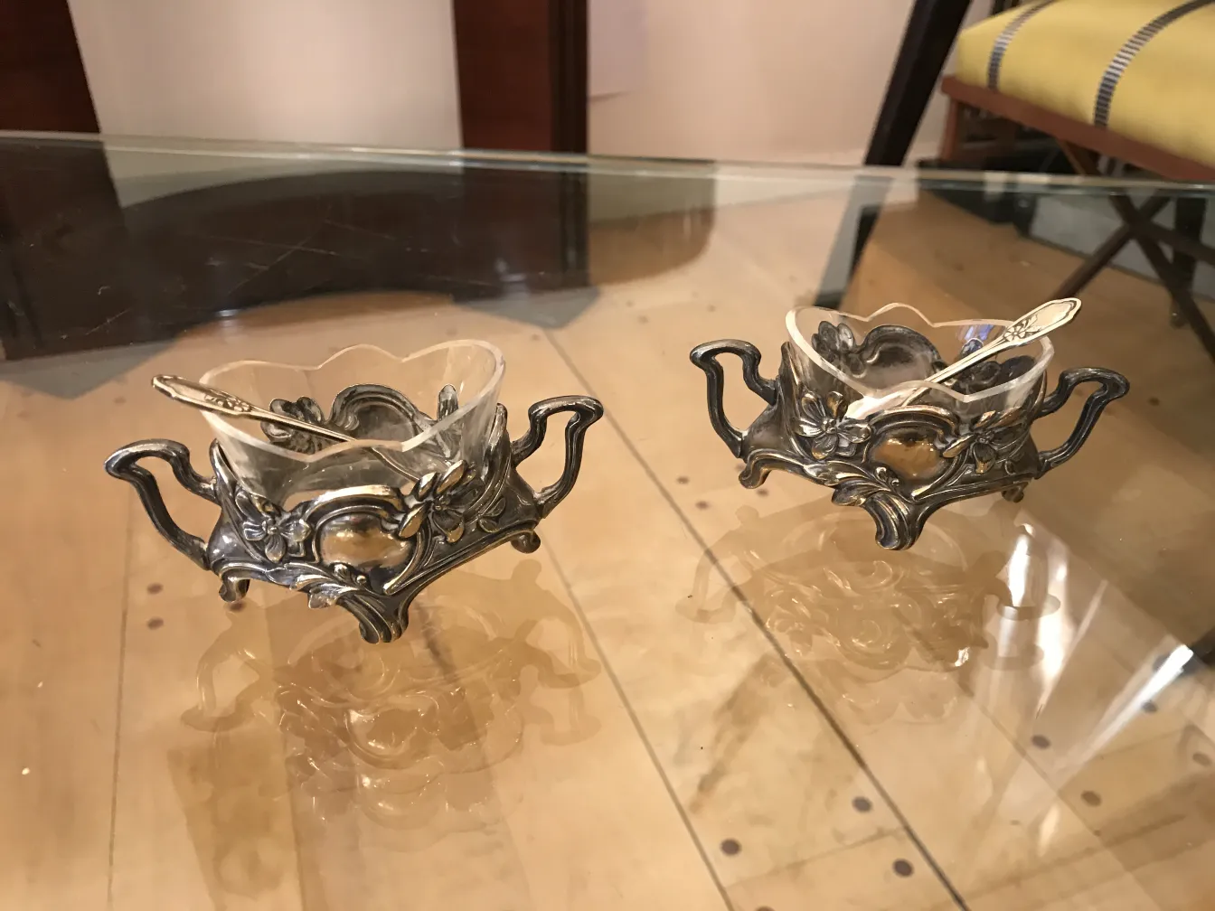 قديمة مملحة ومبهرة WMF مع ملعقة معدنية