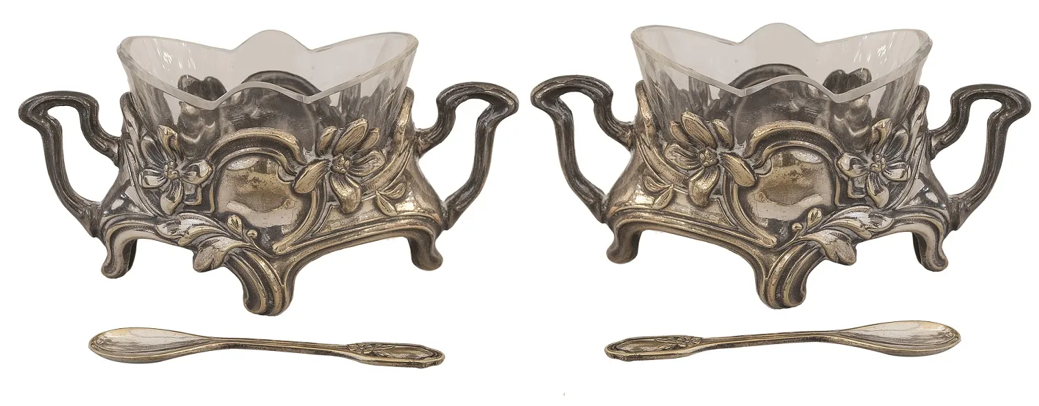 salière et poivrière antiques WMF avec motif floral et cuillère