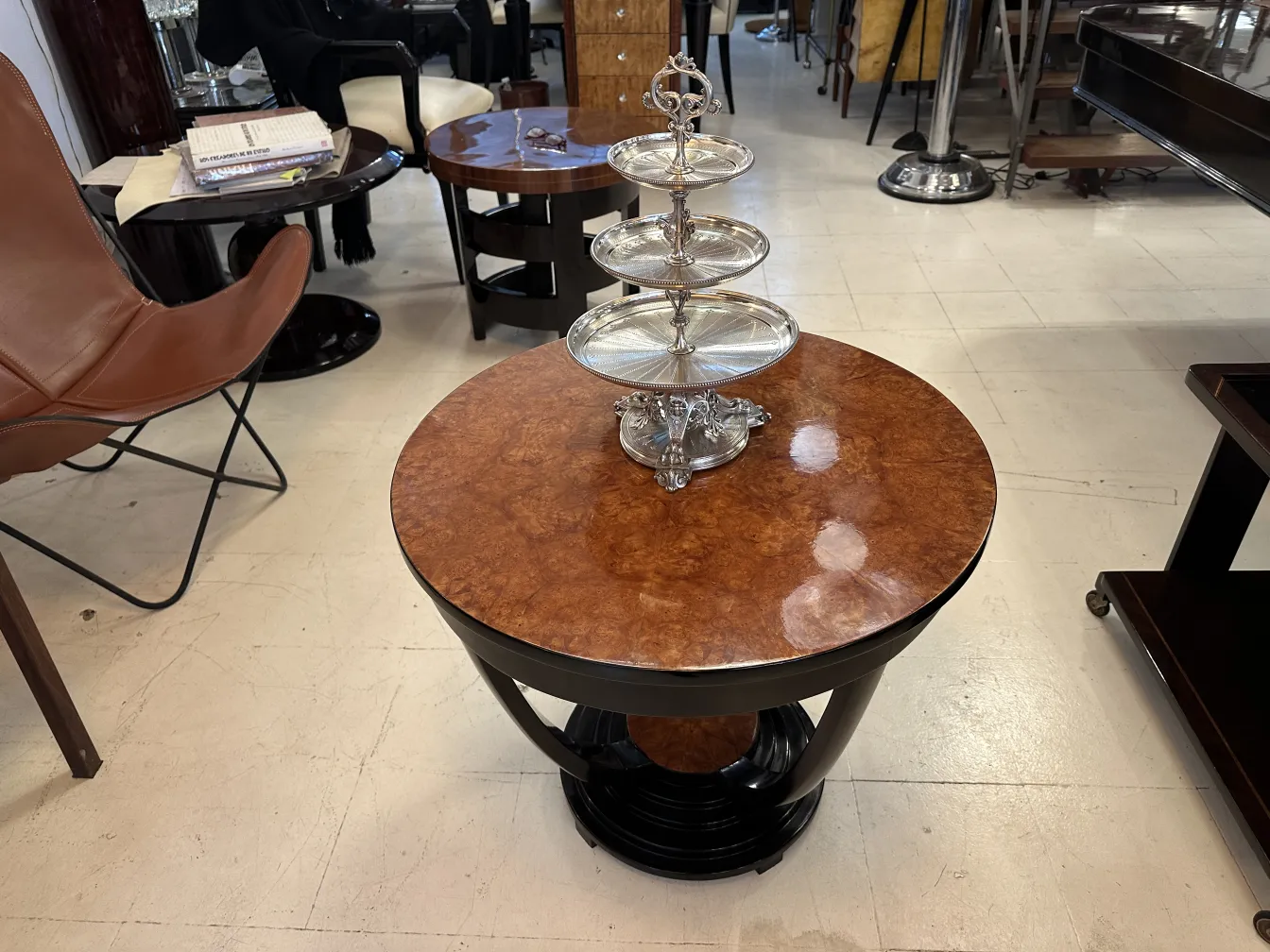 पुराना पेस्ट्री प्लेट, सजावटी स्पष्ट आधार के साथ