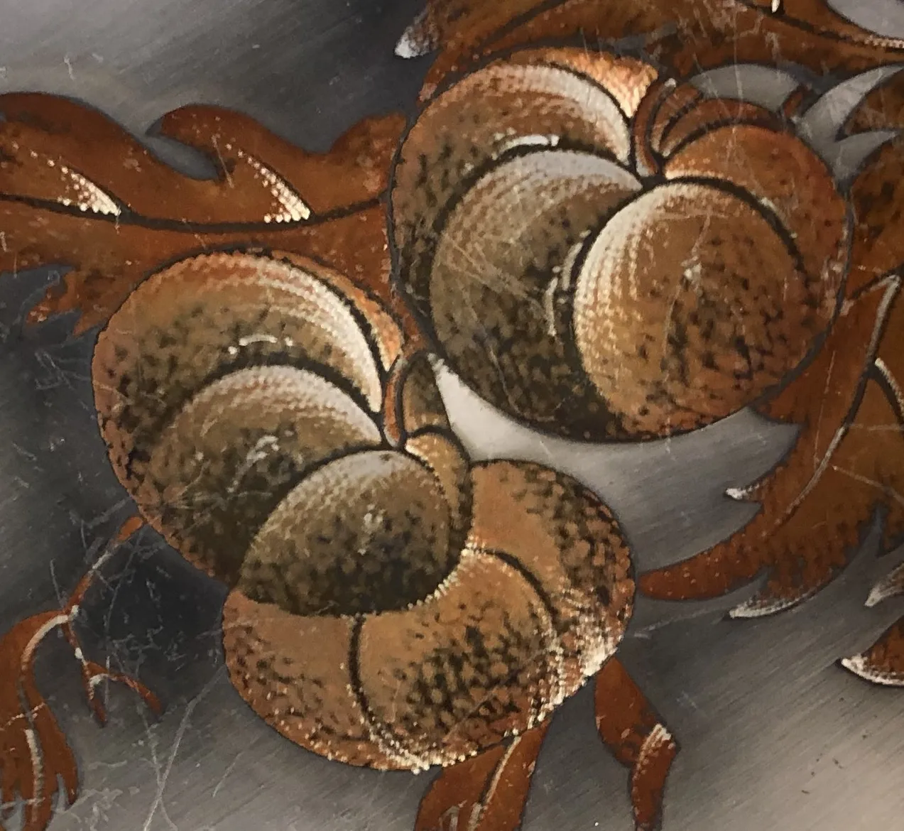 piatto da dolci antico con dettagli decorativi