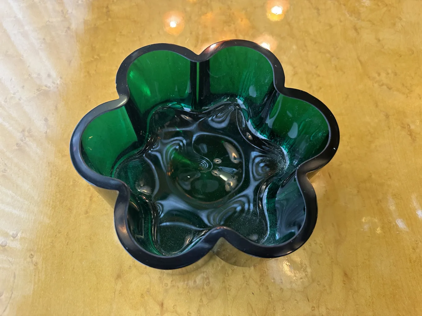 antique centerpiece in green flower shape