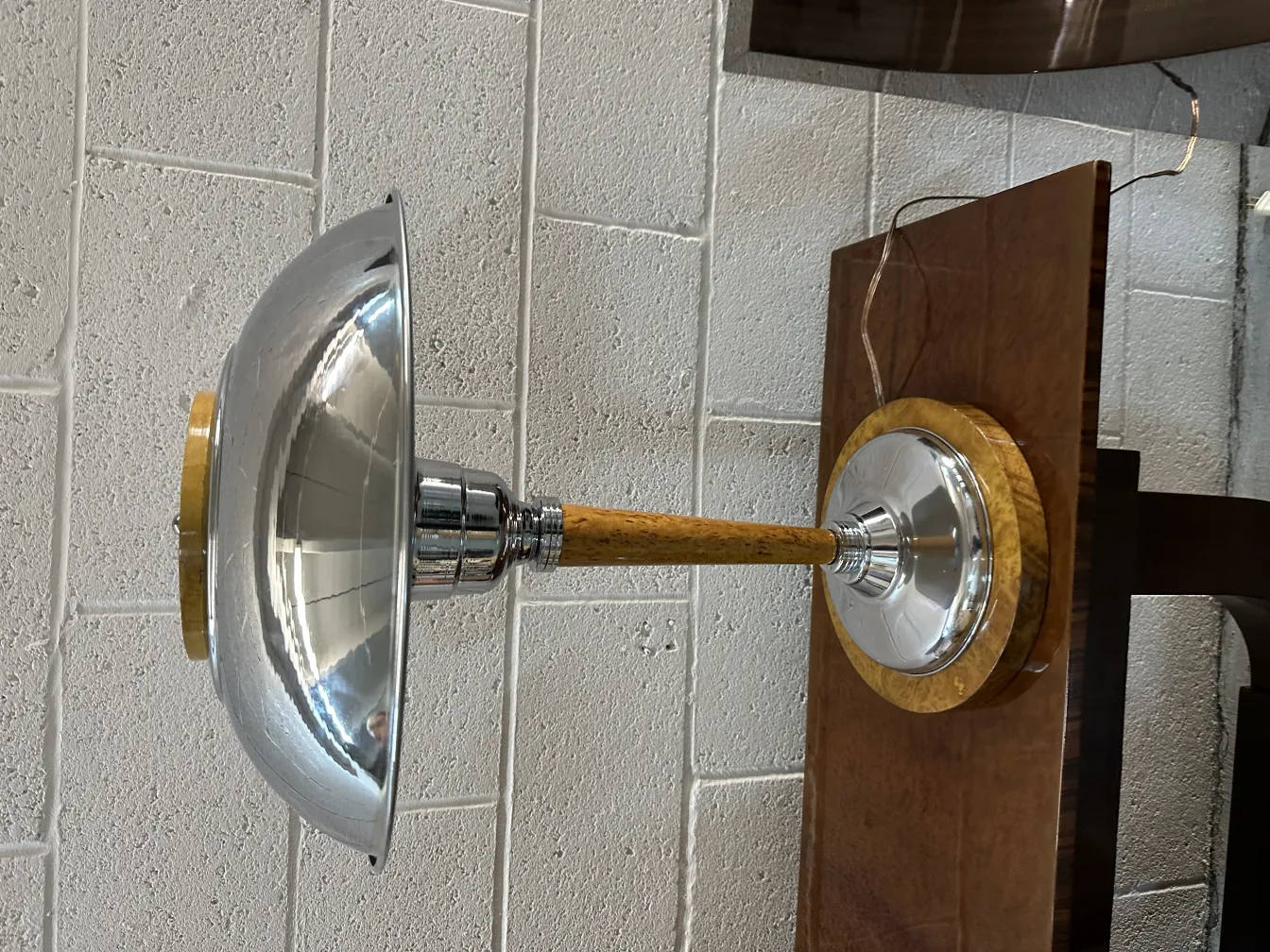 antico mobili dresuar con luce, stile artistico e decorazione