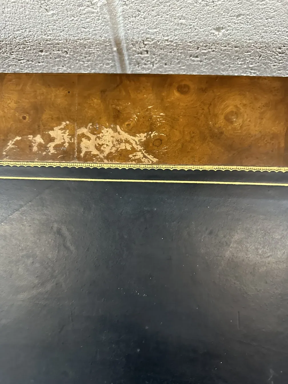 प्राचीन-डेकोरेटिव-कंसोल-बारीक-सज्जा