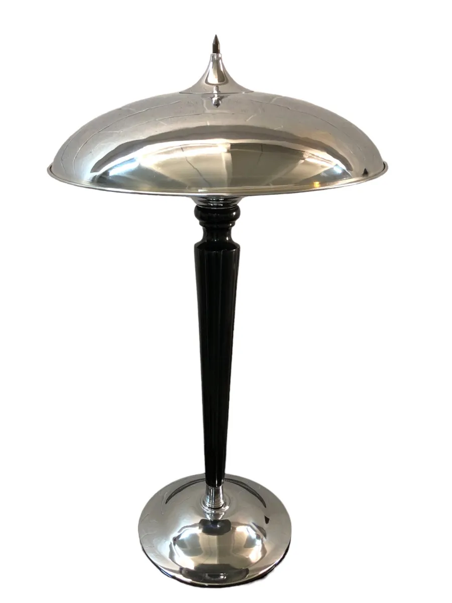 2 antique table lamps with black base and elegant design