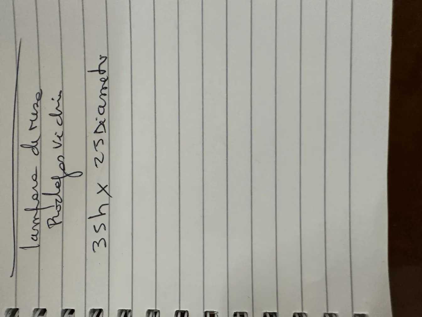 经典设计的古董粉色台灯