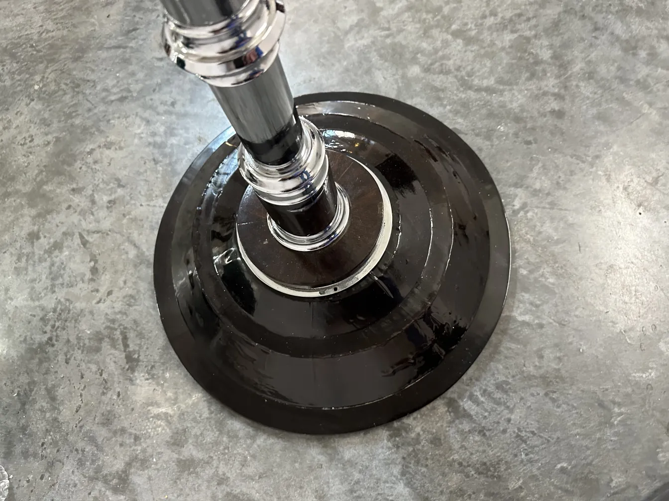 2件古董落地灯细节