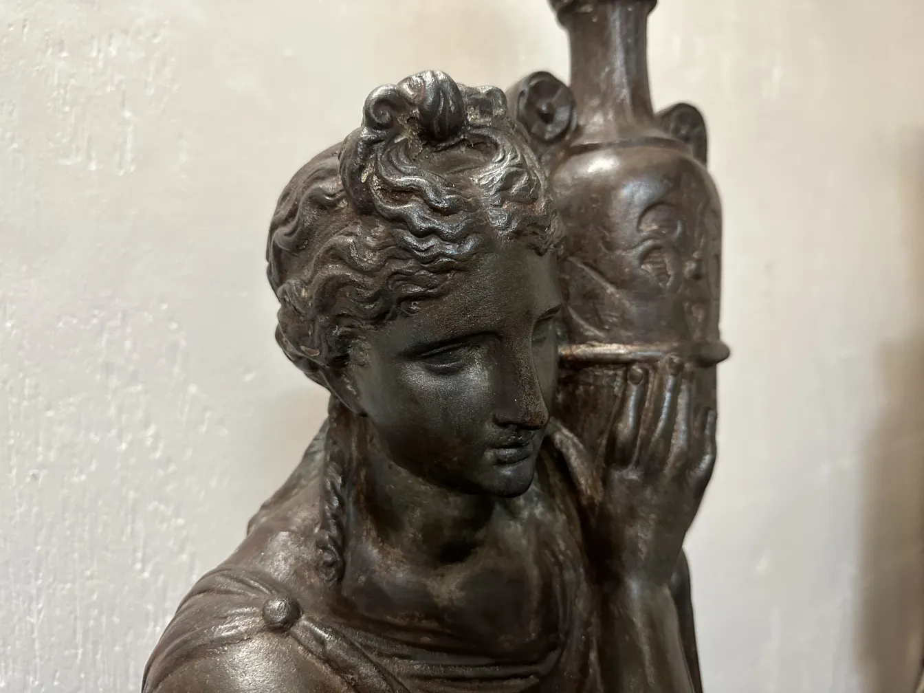 古董落地灯带装饰性 figura val d'osne