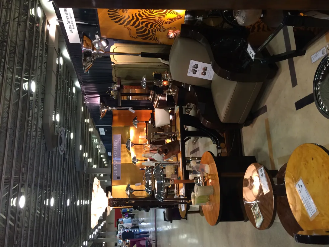 tappeto antico decorativo in un ambiente elegante