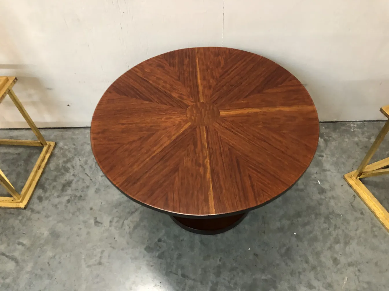 Antique round small table with surface design, simple environment