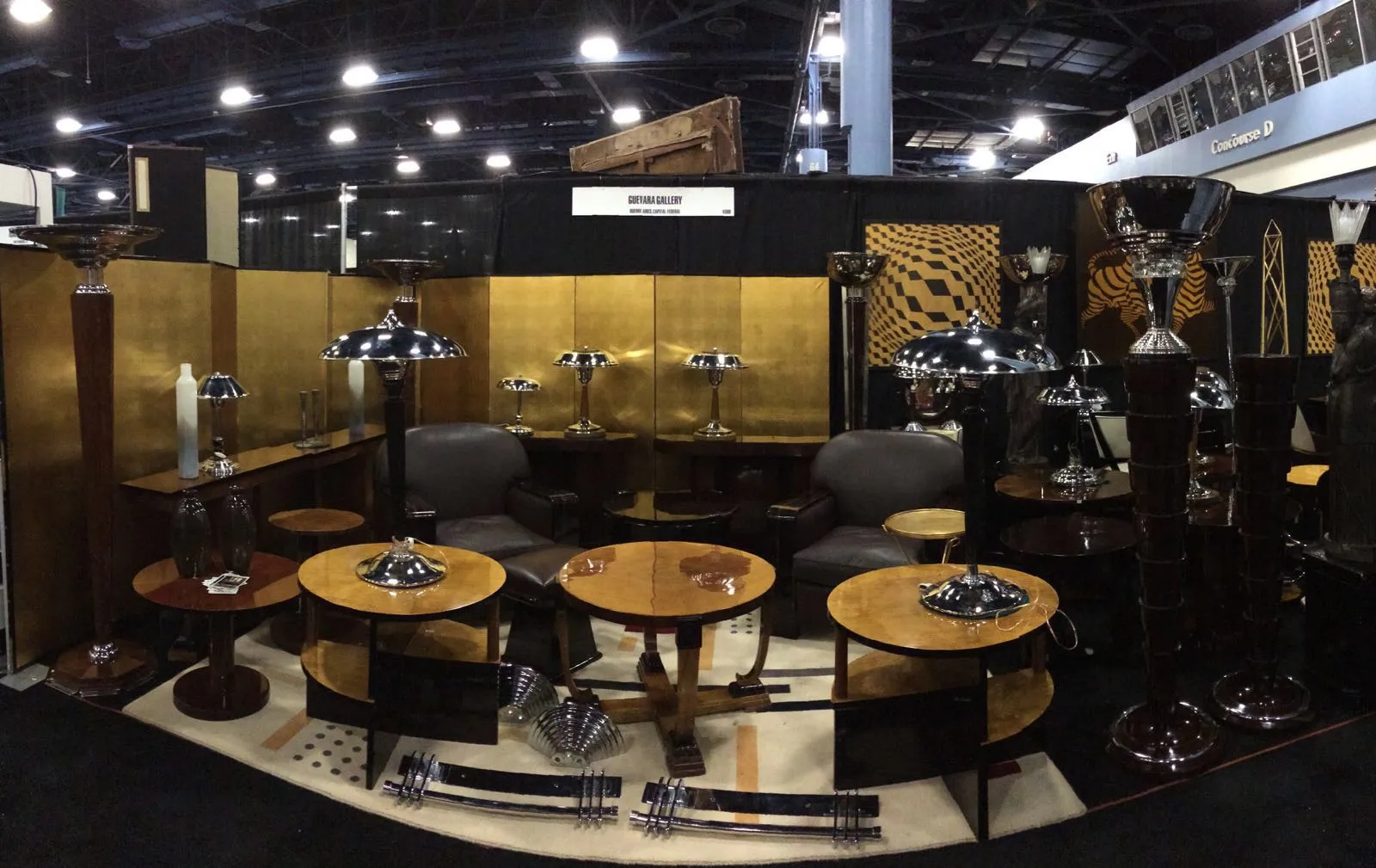 पुराने दरवाजे के हैंडल, आकर्षक और सुरुचिपूर्ण डिजाइन, आरामदायक वातावरण