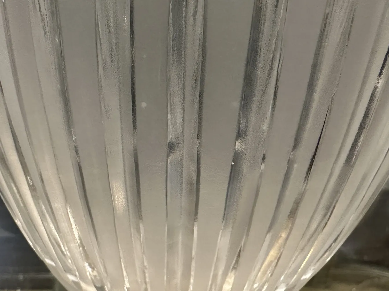 화려한 고풍의 꽃병 2개