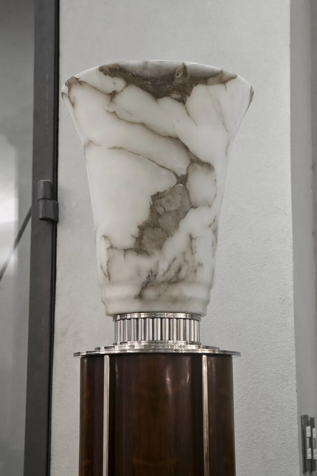 Anciennes lampadaires art deco avec design élégant