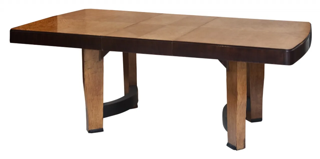 Antique dining table for 8, Art Deco style. Cozy ambiance.