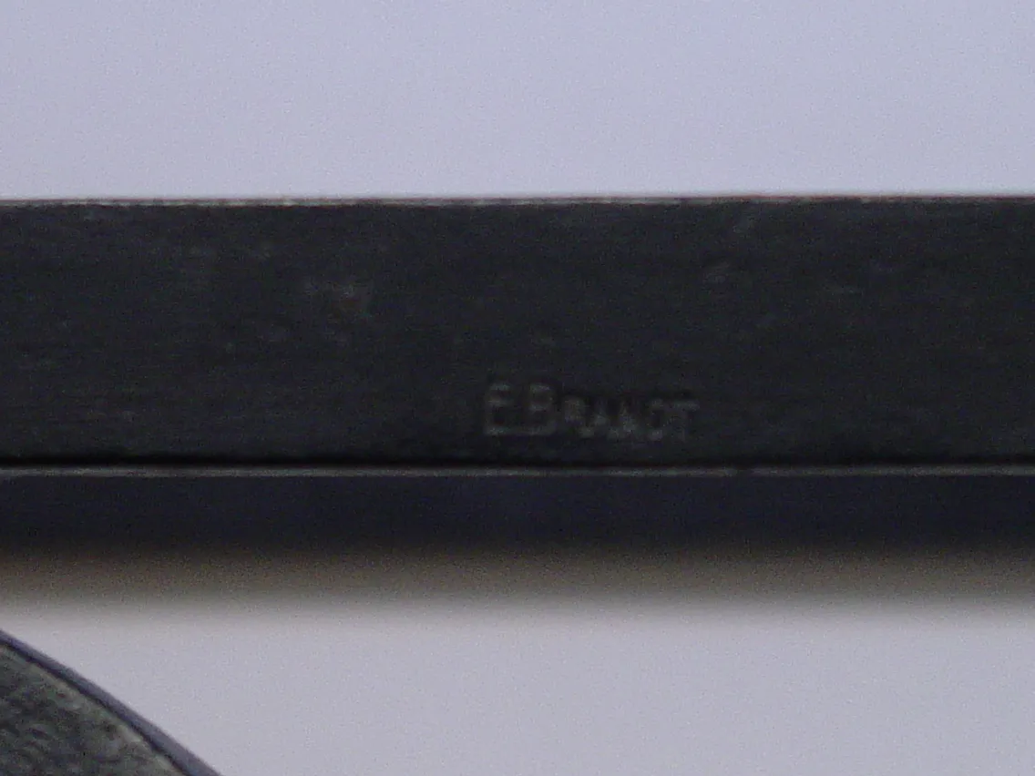 アンティークコンソールテーブルにedgard brantの詳細があります