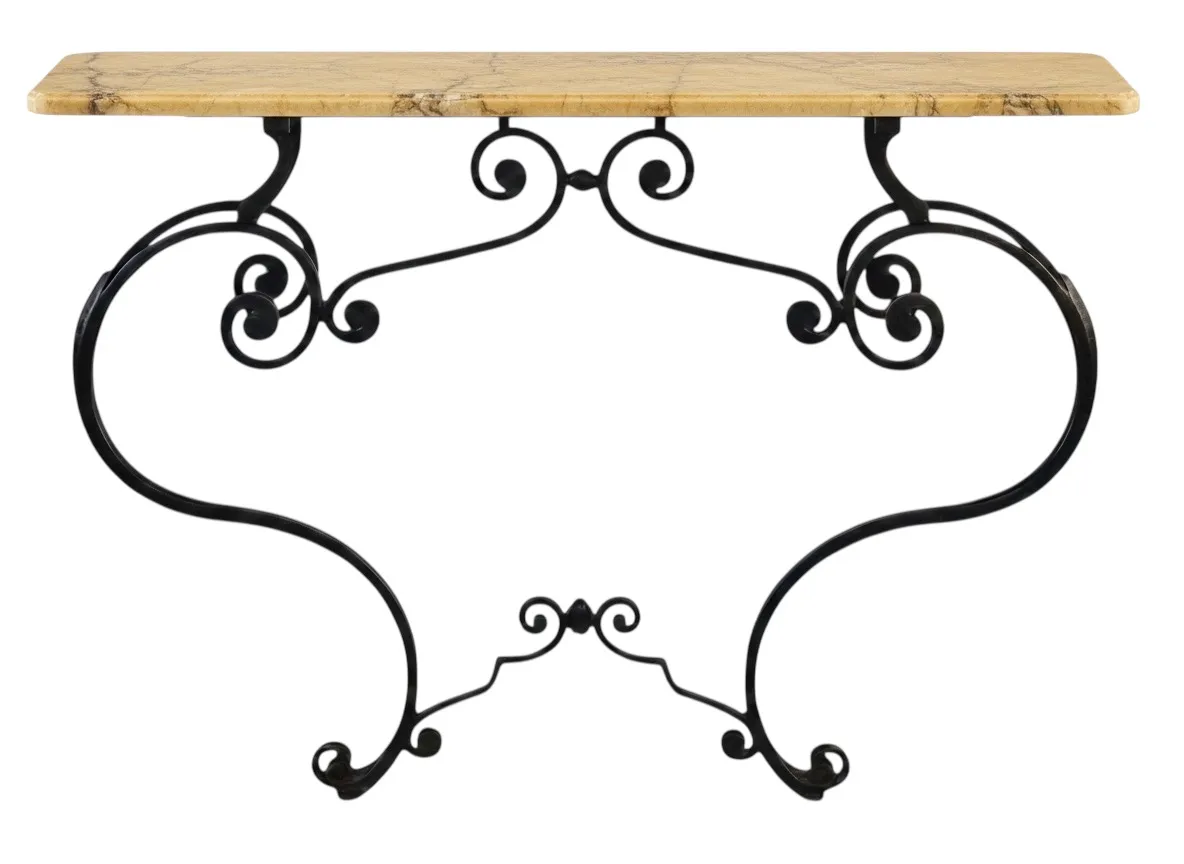 Consola antigua con estructura decorativa y elegante