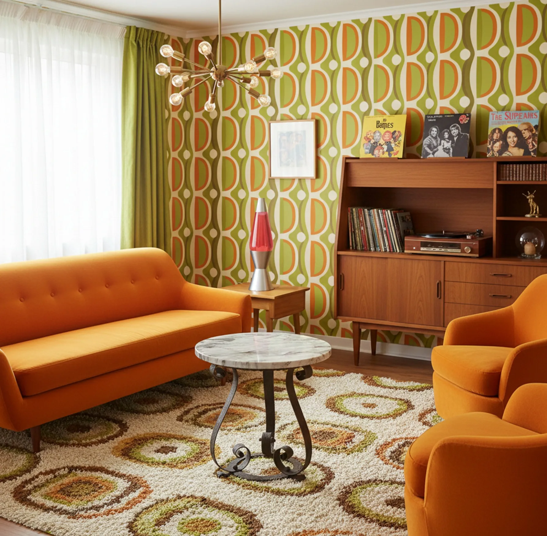 Tableau ancien rond avec décoration élégante dans un salon rétro